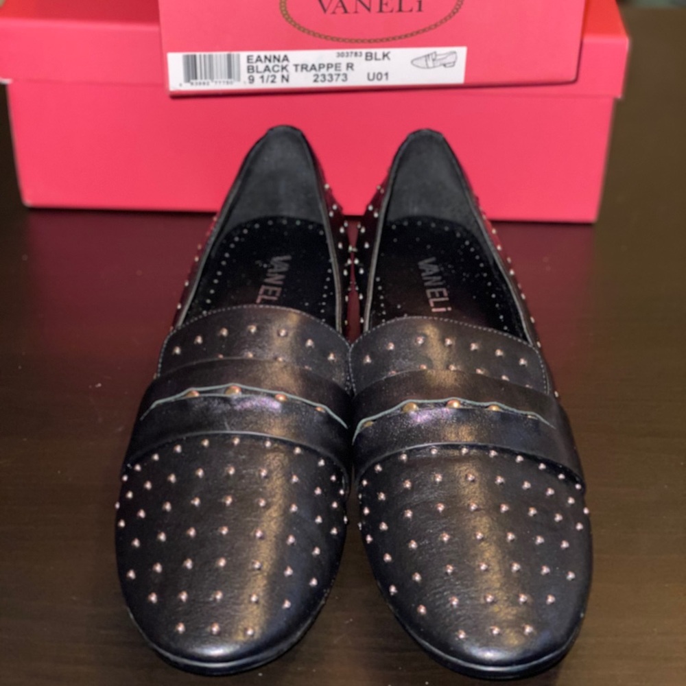 NWT VANELI Eanna Blk Trapper Studded Loafer Sz 9.5